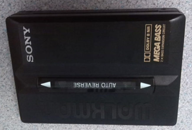 Плеер аудиокассет Sony Walkman WM-EX49