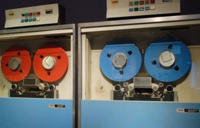 Как старые кассеты превосходят диски новой эпохи в хранилищах данных.